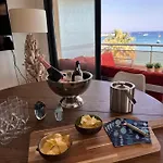 Apartment Premium Sea Front