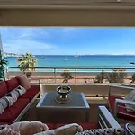 Premium Sea Front Apartment Le Lavandou