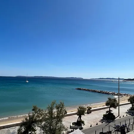 Premium Sea Front Apartament Le Lavandou