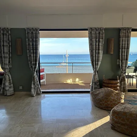 Premium Sea Front *