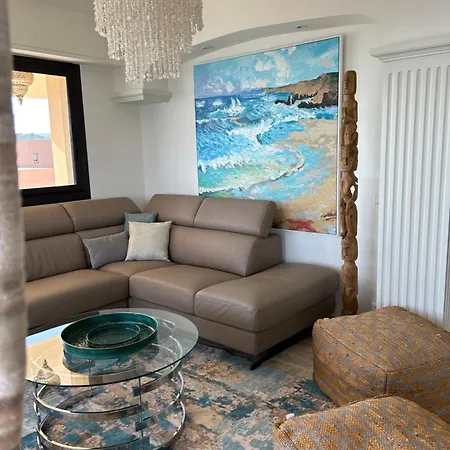 Premium Sea Front Apartment Le Lavandou
