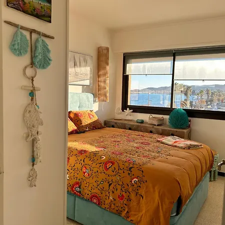 Premium Sea Front Apartment Le Lavandou