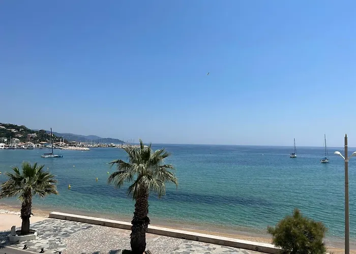 Apartment Premium Sea Front *