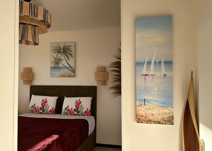 Premium Sea Front Apartment