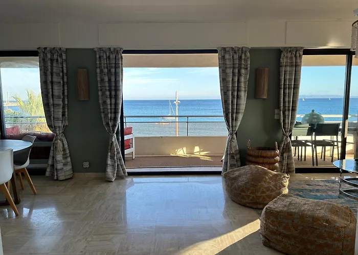 Premium Sea Front *