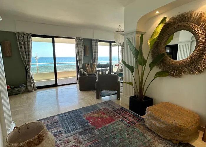 Apartment Premium Sea Front *